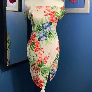 🌺Floral Tight Fit Dress🌺
